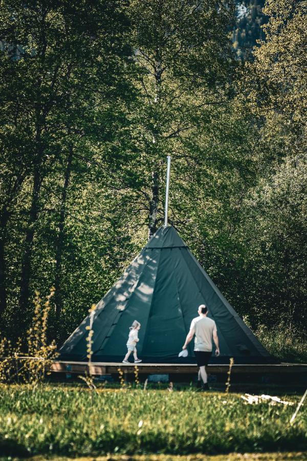 Morgedal Lavvo Camping Hotel ภายนอก รูปภาพ